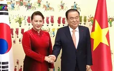 Chủ tịch Quốc hội hội đàm với Chủ tịch Quốc hội Hàn Quốc