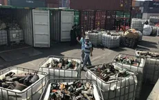 20 container rác thải ngụy trang máy móc cũ