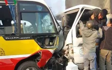 Xe tải va chạm xe bus, 10 người thương vong