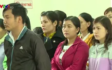 Hoãn xét xử vụ buộc thôi việc 12 giáo viên ở Phú Yên