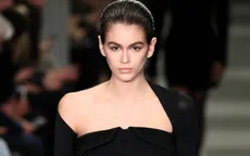 Con gái của siêu mẫu thập niên 90 Cindy Crawford tỏa sáng trên sàn catwalk