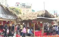 Hàng nghìn người dân xin chữ đầu năm tại Văn Miếu