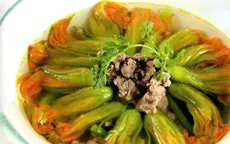 Giải ngán bằng canh hoa bí