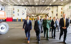 Đại sứ Việt Nam tại Hoa Kỳ thăm tàu sân bay USS George H.W. Bush