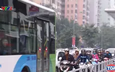 Café Sáng với VTV3: Xung quanh đề xuất cho phép các phương tiện đi vào làn BRT