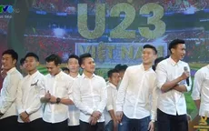 CLIP các cầu thủ U23 Việt Nam "bóc mẽ" nhau không thương tiếc