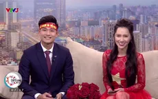 MC Minh Hà trắng đêm tự tay đính sao vàng lên trang phục mừng chiến thắng của U23 Việt Nam