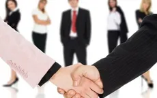 Bắt tay có lực mạnh là người có trái tim khỏe mạnh