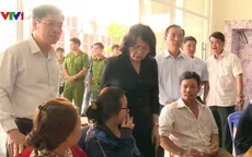Phó Chủ tịch nước Đặng Thị Ngọc Thịnh thăm cư dân Carina sau vụ cháy