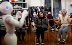 Robot biết làm nũng, "khóc nhè" mang lại niềm vui cho người già