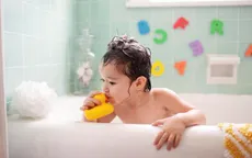 Tắm cho trẻ ngày lạnh thế nào?