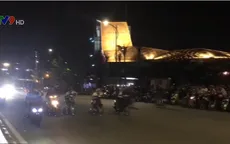 “Quái xế” lộng hành trong khu đô thị Sala, TP.HCM