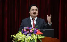 Bộ trưởng Phùng Xuân Nhạ chỉ đạo kiểm tra việc “học sinh yếu được cho ở nhà khi giáo viên thi dạy giỏi”