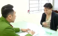 CLIP Châu Việt Cường nhăn nhó vì cổ họng bỏng, khai nhận tại cơ quan điều tra