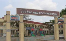 Vụ cô giáo quỳ gối xin lỗi phụ huynh: Hiệu trưởng bị điều xuống đứng lớp