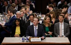 Mark Zuckerberg bị thượng nghị sĩ Dick Durbin hỏi xoáy đời tư