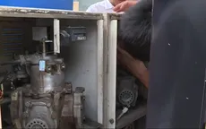 Dán tem niêm phong đồng hồ xăng dầu tránh thất thu thuế