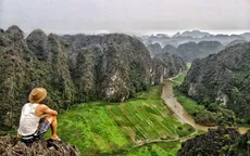 Hang Múa đẹp mê mẩn giữa cố đô Hoa Lư mùa lúa xanh