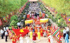 TP.HCM: Nhiều hoạt động ý nghĩa tại đền thờ các Vua Hùng