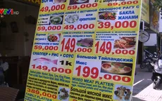 Tràn lan biển hiệu tiếng nước ngoài ở Nha Trang