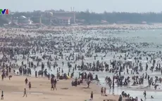 Hàng chục trẻ bị lạc cha mẹ khi tắm biển Vũng Tàu