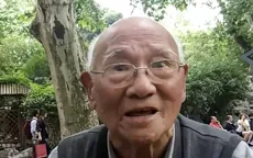 Ngưỡng mộ cụ ông bắt đầu học tiếng Anh ở tuổi 93
