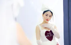 Văn Mai Hương mặc váy cưới, hóa cô dâu xinh đẹp trên truyền hình