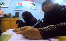 Dạy học cho phụ nữ lớn tuổi tại Pakistan