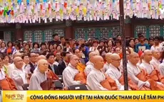 Cộng đồng người Việt tại Hàn Quốc tham gia Lễ tắm Phật