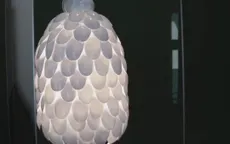 Cách làm đèn bằng thìa nhựa độc đáo