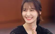 YoonA rạng rỡ nhận giải thưởng của Hiệp hội phóng viên ảnh Hàn Quốc