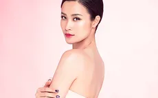 Đông Nhi đại diện Việt Nam biểu diễn cùng dàn sao khu vực tại Nhật Bản