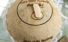 Dừa nướng - Đặc sản mới thơm ngon, lạ miệng tại Bến Tre