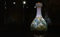 Chiếc bình thời Càn Long đấu giá được 19 triệu USD