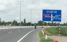 Bất cập biển báo chỉ dẫn tại cầu Cao Lãnh