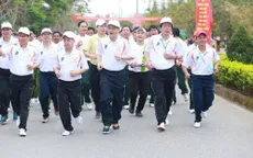 Hơn 1.000 người tham gia ngày hội chạy vì lá phổi khỏe mạnh