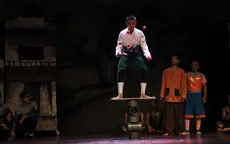 Cậu bé tự kỷ 17 tuổi Nguyễn Khôi Nguyên trở thành Kỷ lục gia xiếc Việt Nam