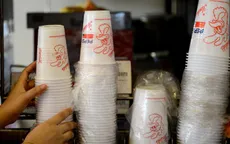 Chính sách cấm đồ nhựa tại Ấn Độ làm khó Starbucks và McDonald's