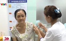 Người dân TP.HCM đổ xô tiêm vaccine phòng cúm A/H1N1