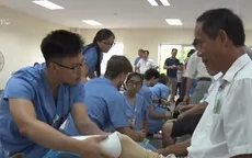 Khám và lắp chân giả miễn phí cho người nghèo