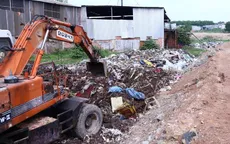 Phát hiện hàng chục tấn rác thải công nghiệp bị chôn lấp tại Bình Dương