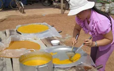 Hấp dẫn bánh tráng xoài Cao Lãnh