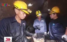 Công nhân thoát nước - “Anh hùng thầm lặng” dưới lòng cống