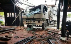 Tiền Giang: Xe tải lao vào nhà hàng lúc nửa đêm