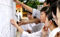 Thả nổi điểm sàn đại học: Không thể lấy lý do đề thi khó