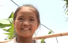 Cặp lá yêu thương: Nụ cười trẻ thơ