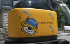 Robot mang đồ ăn vặt về tận nhà cho khách hàng