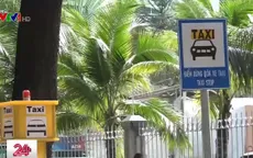 Bến taxi ở TP.HCM “ế khách”