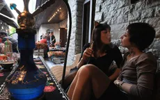 Các nhà khoa học bác bỏ sự an toàn của shisha