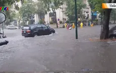 Hà Nội cứ mưa là ngập: Vì đâu nên nỗi?